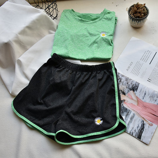T-shirt and shorts set for women